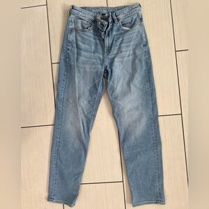 American eagle mom jeans